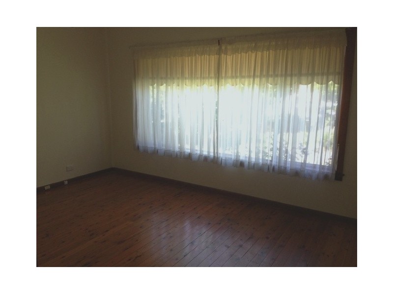 16 Alanas Avenue, Oatlands NSW 2117