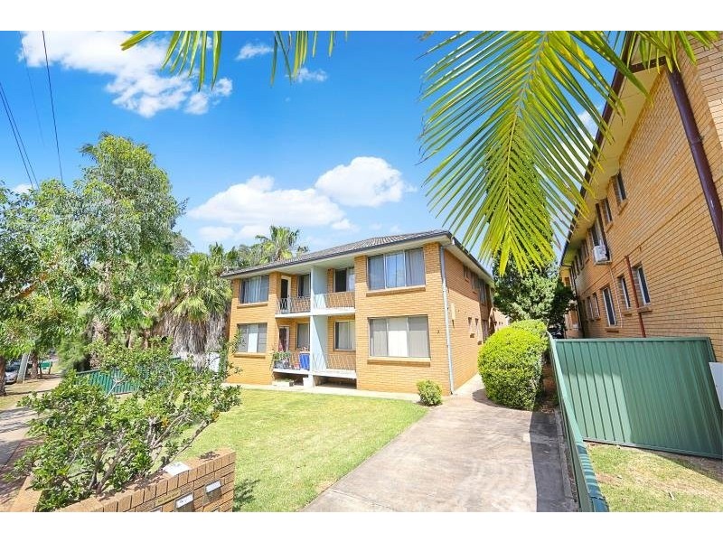 8/3 Alexandra Ave, Westmead NSW 2145