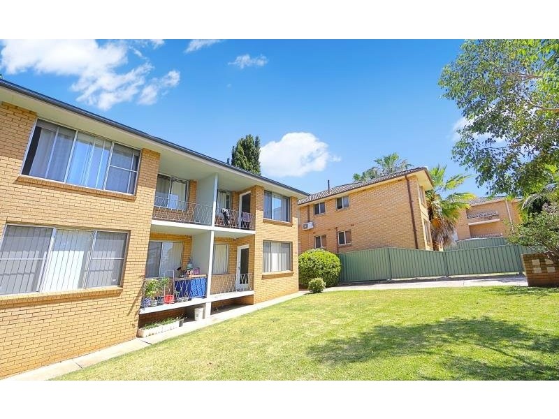 8/3 Alexandra Ave, Westmead NSW 2145