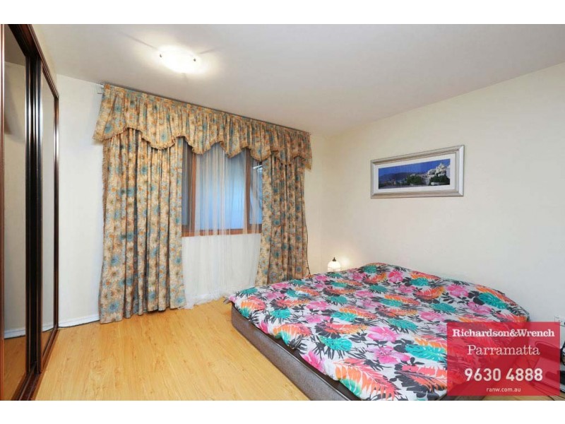 2 Langdon Road, Baulkham Hills NSW 2153