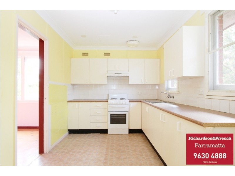 7 Dobson Crescent, Dundas Valley NSW 2117