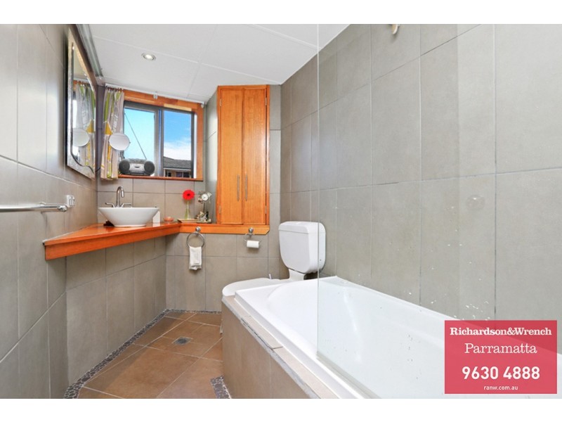 2/75 Weston Street, Harris Park NSW 2150