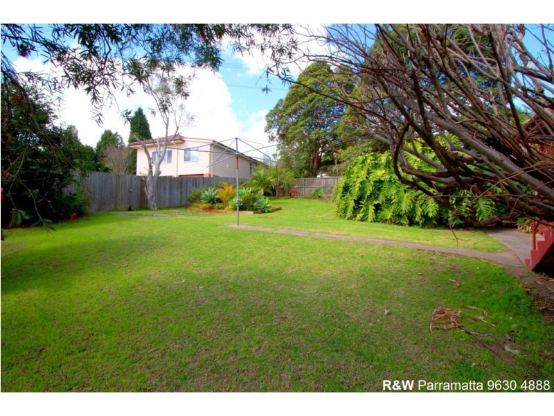 7 Dobson Crescent, Dundas Valley NSW 2117
