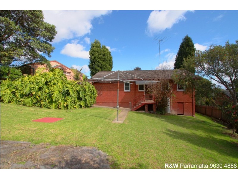 7 Dobson Crescent, Dundas Valley NSW 2117