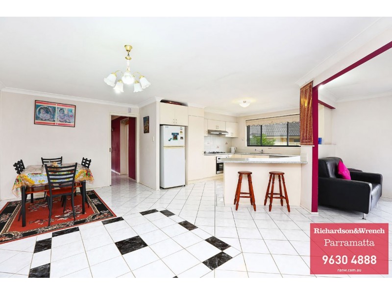 8 Harwell Place, Colyton NSW 2760