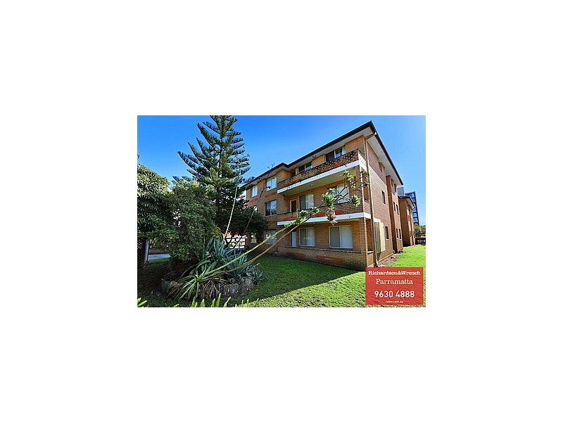 1/24 Parkes Avenue, Harris Park NSW 2150