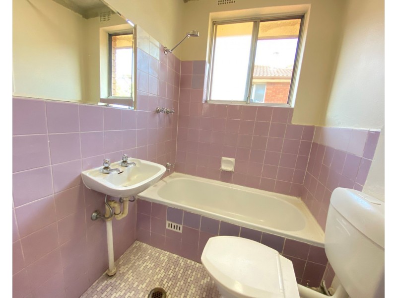 9/16 Wigram Street, Harris Park NSW 2150