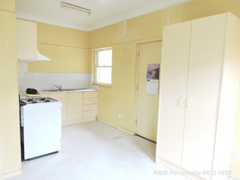 19 Booth Street, Westmead NSW 2145