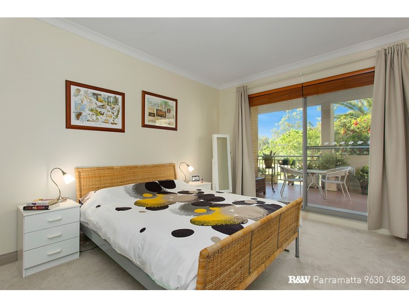 16/22 Parkside Lane, Westmead NSW 2145