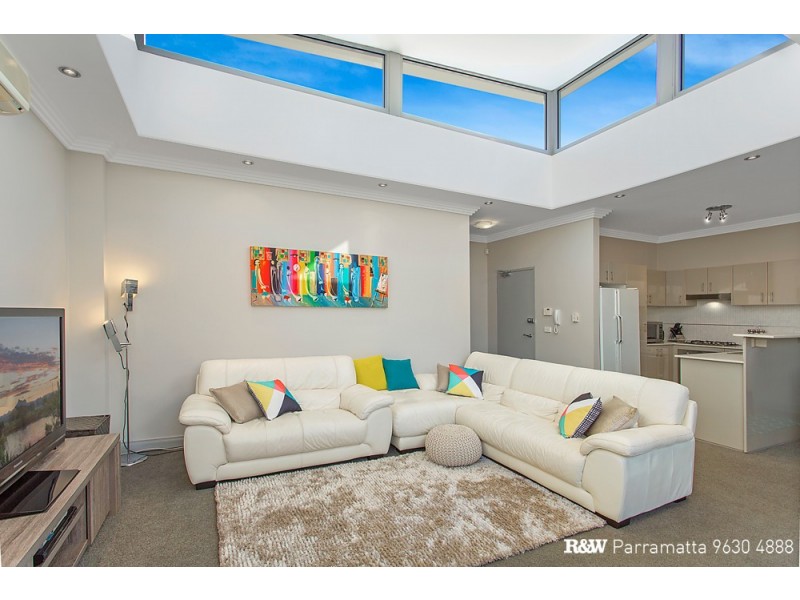 19/22-24A Parkside Lane, Westmead NSW 2145