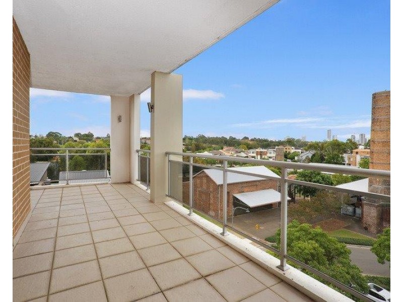 48/28 Brickworks Drive, Holroyd NSW 2142