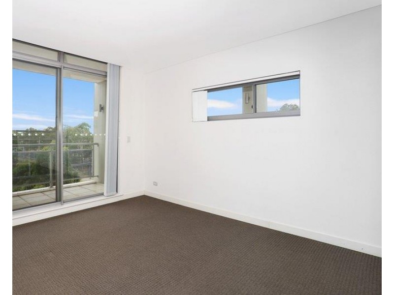 48/28 Brickworks Drive, Holroyd NSW 2142