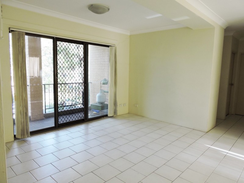 4/227-231 Targo Road, Girraween NSW 2145