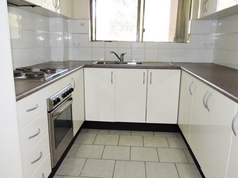 4/227-231 Targo Road, Girraween NSW 2145