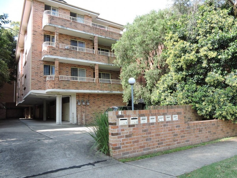 2/4 Early Street, Parramatta NSW 2150