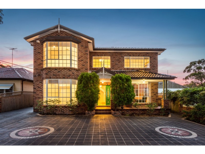 18 Lime Kiln Road, Lugarno NSW 2210