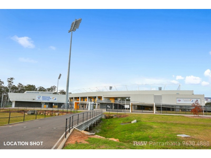 13 Leabons Lane, Seven Hills NSW 2147