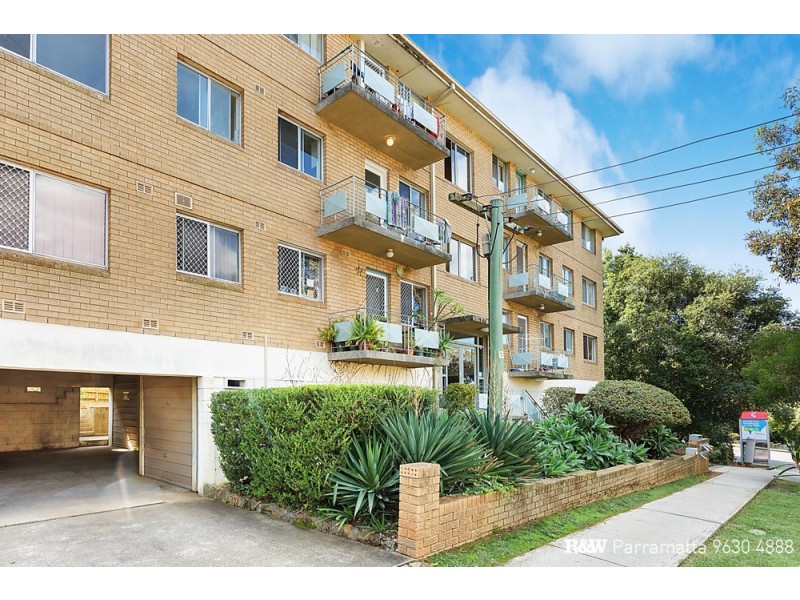 8/3 Pitt Street, Parramatta NSW 2150