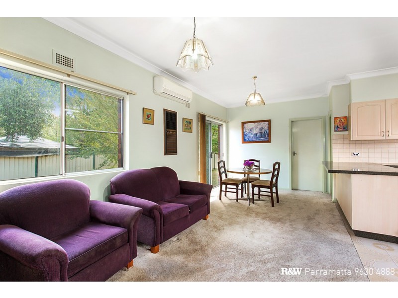 61 Amos Street, Westmead NSW 2145