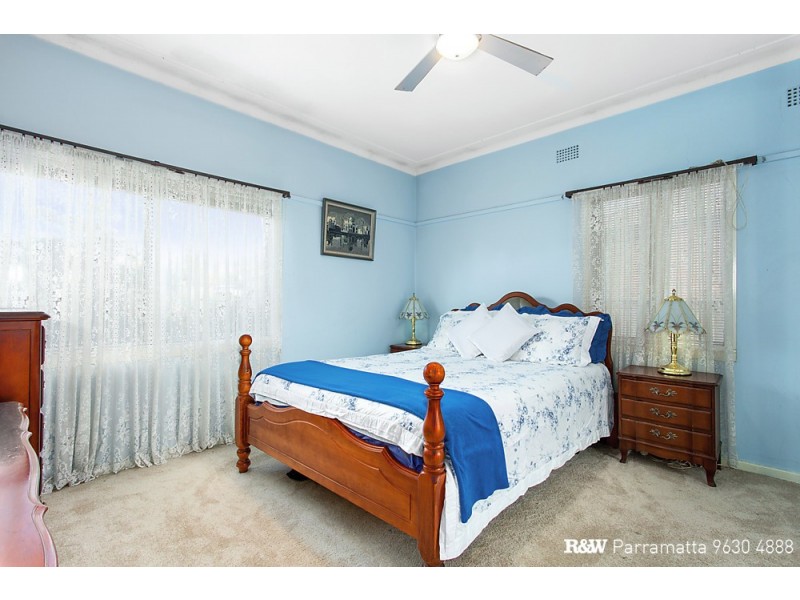 61 Amos Street, Westmead NSW 2145