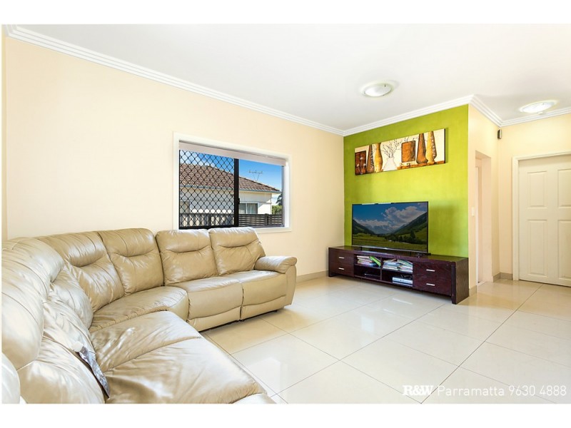 14 Willoughby Street, Guildford NSW 2161