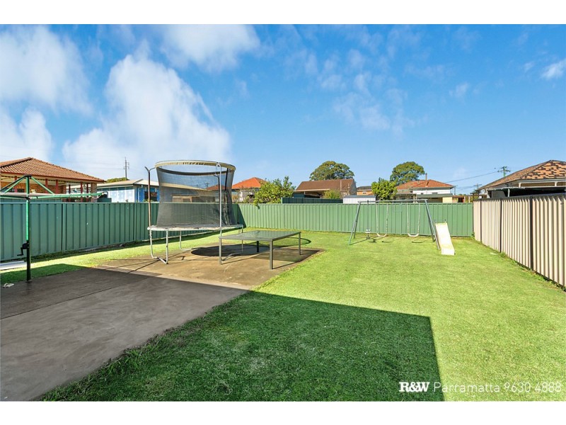 14 Willoughby Street, Guildford NSW 2161