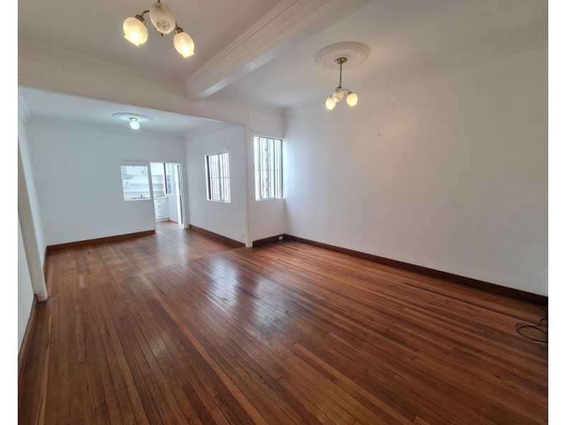 85 MARIAN STREET, Enmore NSW 2042