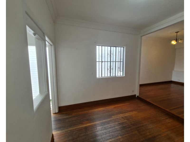 85 MARIAN STREET, Enmore NSW 2042