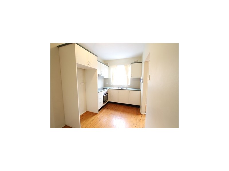 3/12 HASTING  STREET, Marrickville NSW 2204