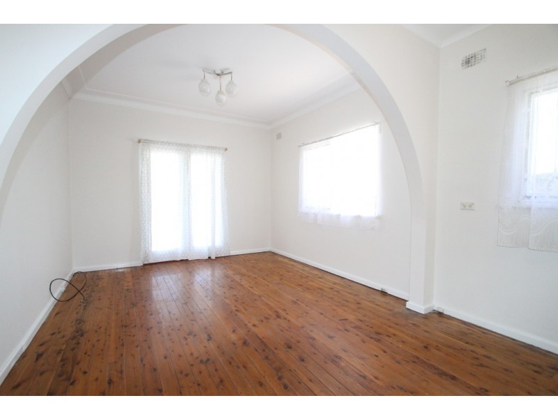 3 Edith Street, St Peters NSW 2044