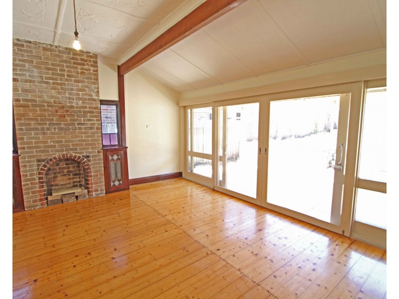 24 Leofrene Avenue, Marrickville NSW 2204