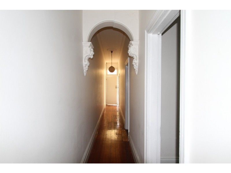 122 Camden, Newtown NSW 2042