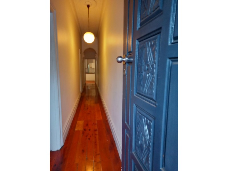 122 Camden, Newtown NSW 2042