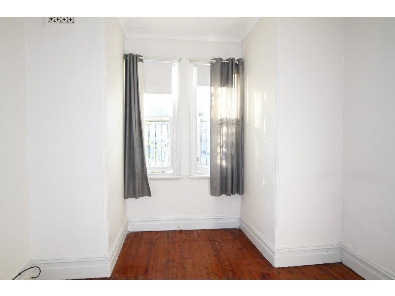 122 Camden, Newtown NSW 2042