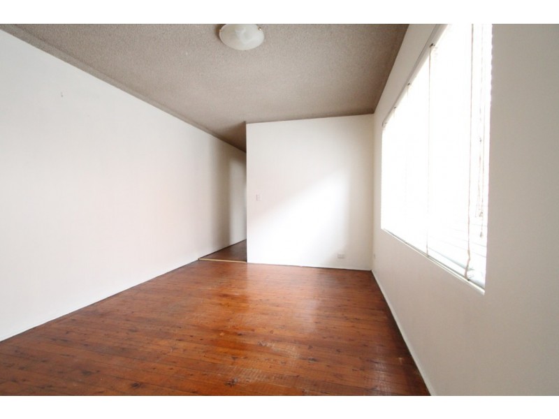 2/65 DENMAN AVE, Wiley Park NSW 2195