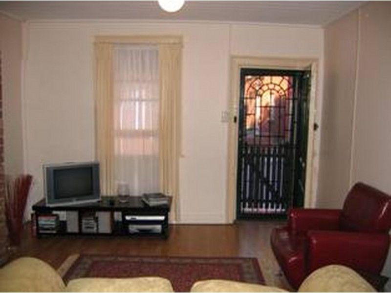 23 O’Connell St, Newtown NSW 2042