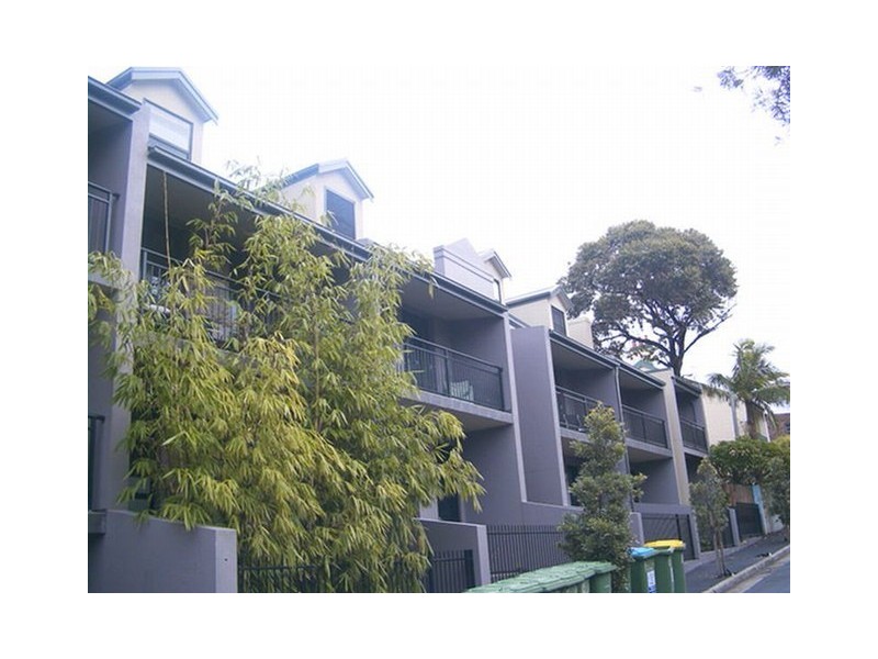 8/15-23 Knight Street, Erskineville NSW 2043