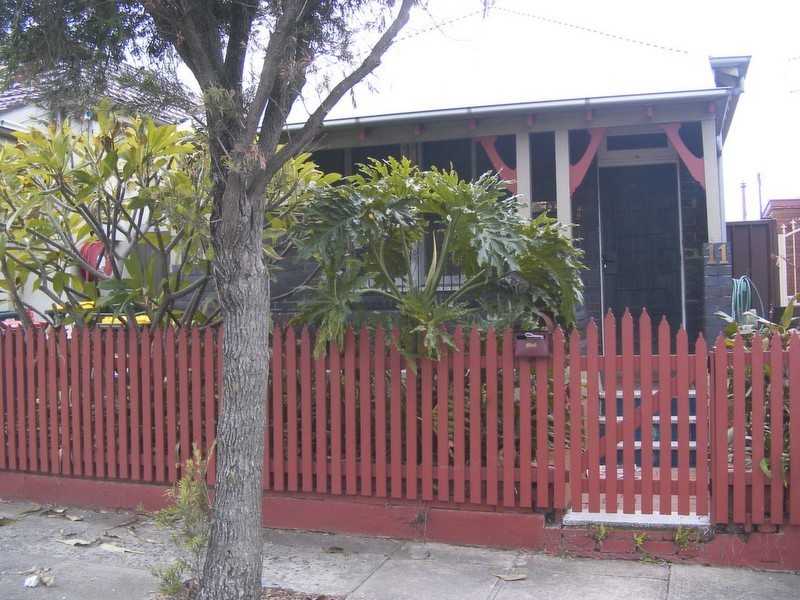 11 George Street, Sydenham NSW 2044