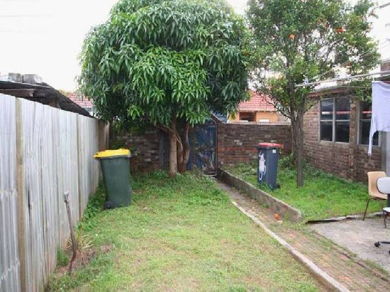 11 Kingston Road, Camperdown NSW 2050