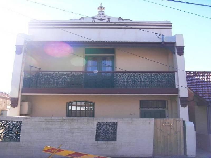 43 Augustus Street, Enmore NSW 2042
