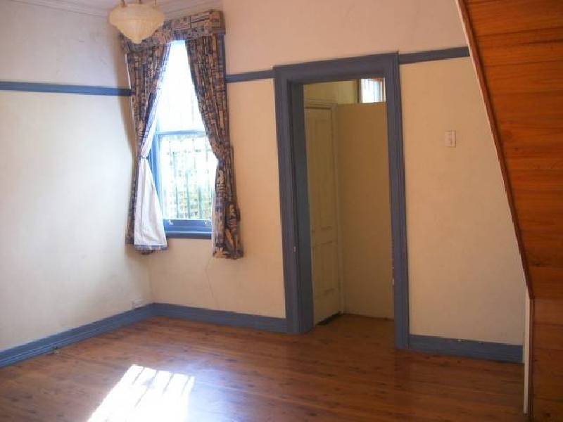 43 Augustus Street, Enmore NSW 2042