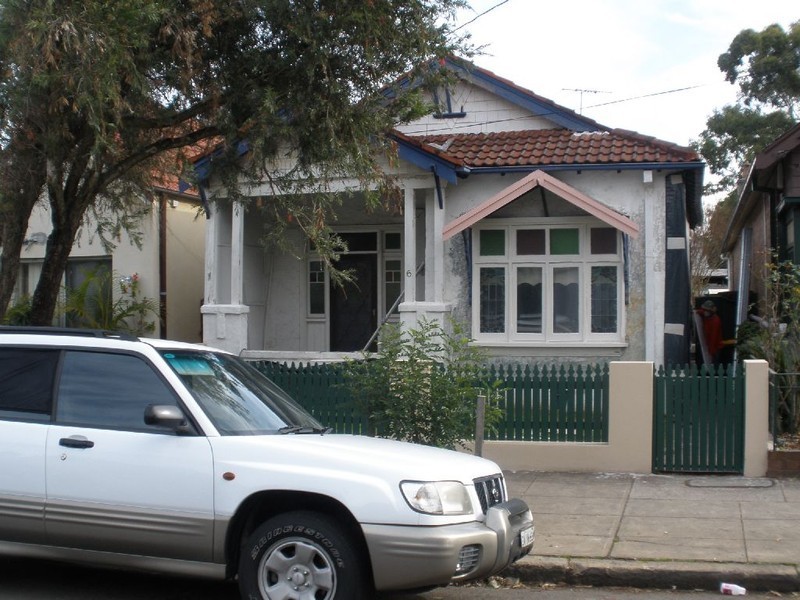 6 Illawarra Road, Marrickville NSW 2204