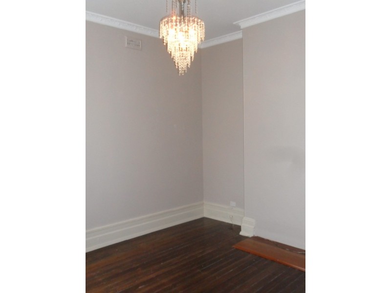 1 / 119 New Canterbury Road, Petersham NSW 2049