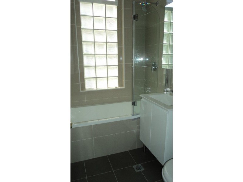 11 Brown Street, Newtown NSW 2042