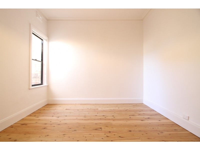 109 Station St, Newtown NSW 2042