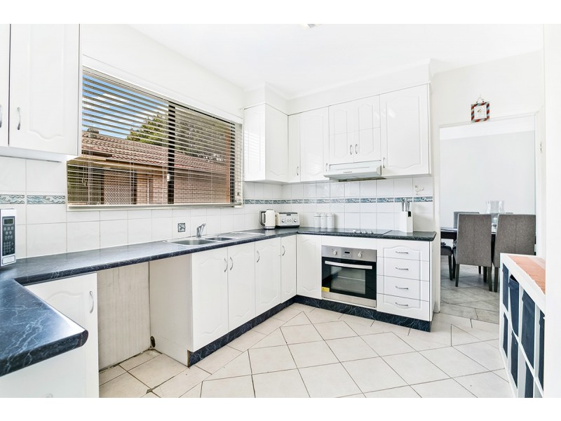 2/5 Rome Street, Canterbury NSW 2193