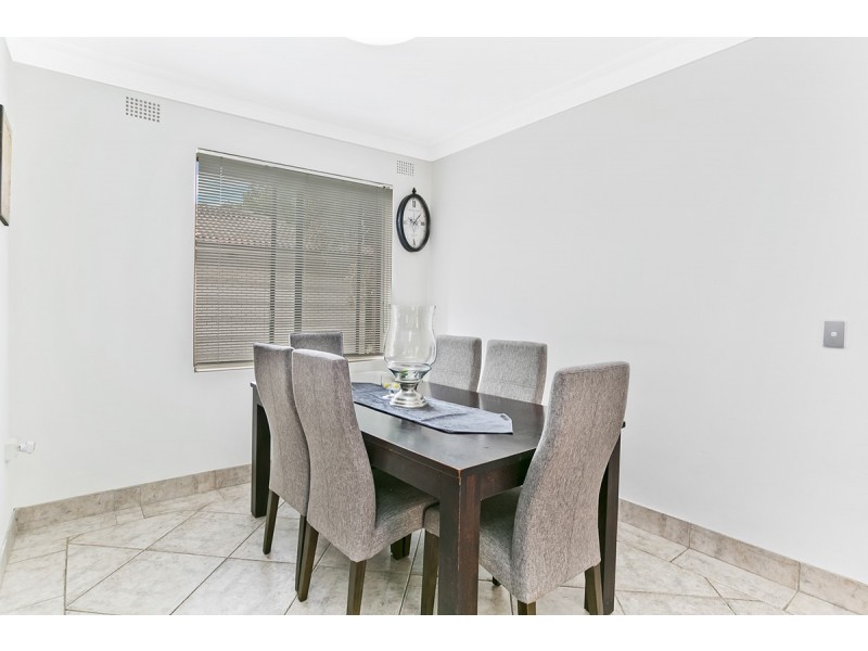 2/5 Rome Street, Canterbury NSW 2193