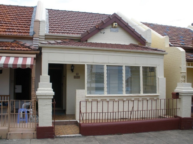 32 Scouller Street, Marrickville NSW 2204