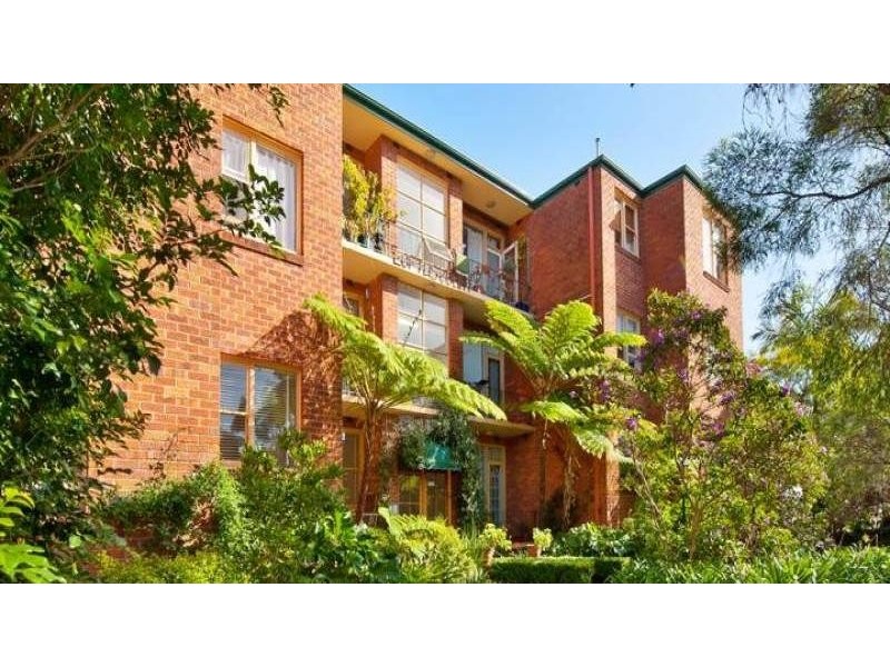 1/4 Loftus Street, Ashfield NSW 2131