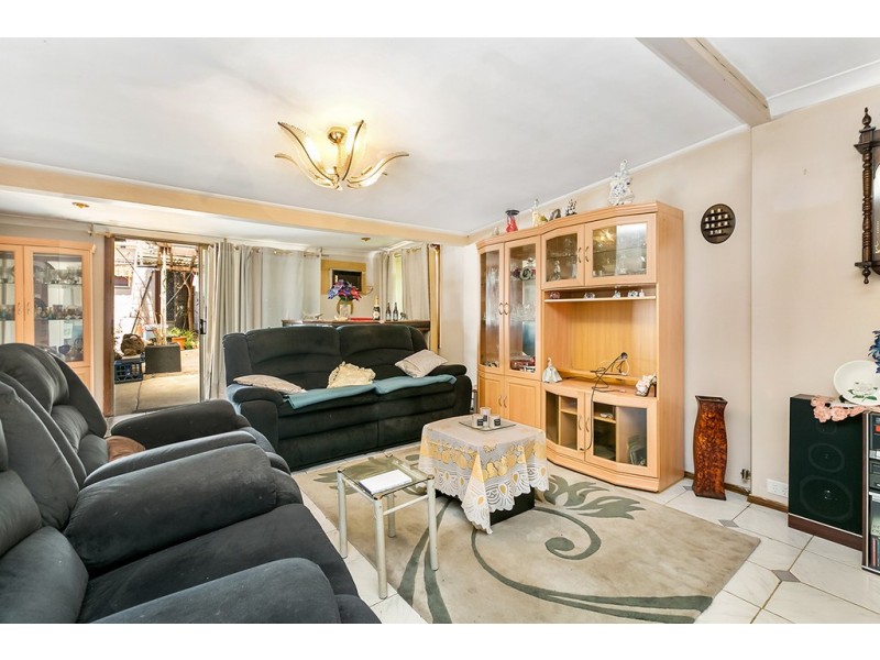 26 Florence Street, St Peters NSW 2044